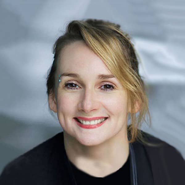 Eva Kinsey - Case Study Writer